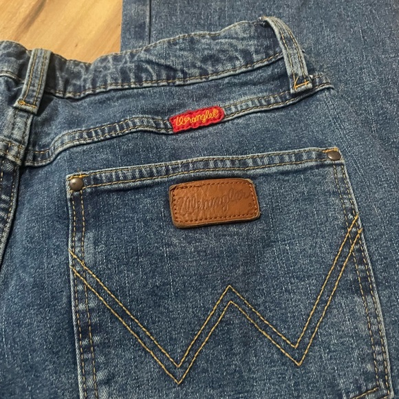 Wrangler Women's Cowboy Cut Slim Fit Stretch Jeans Sz 5 - Picture 3 of 8